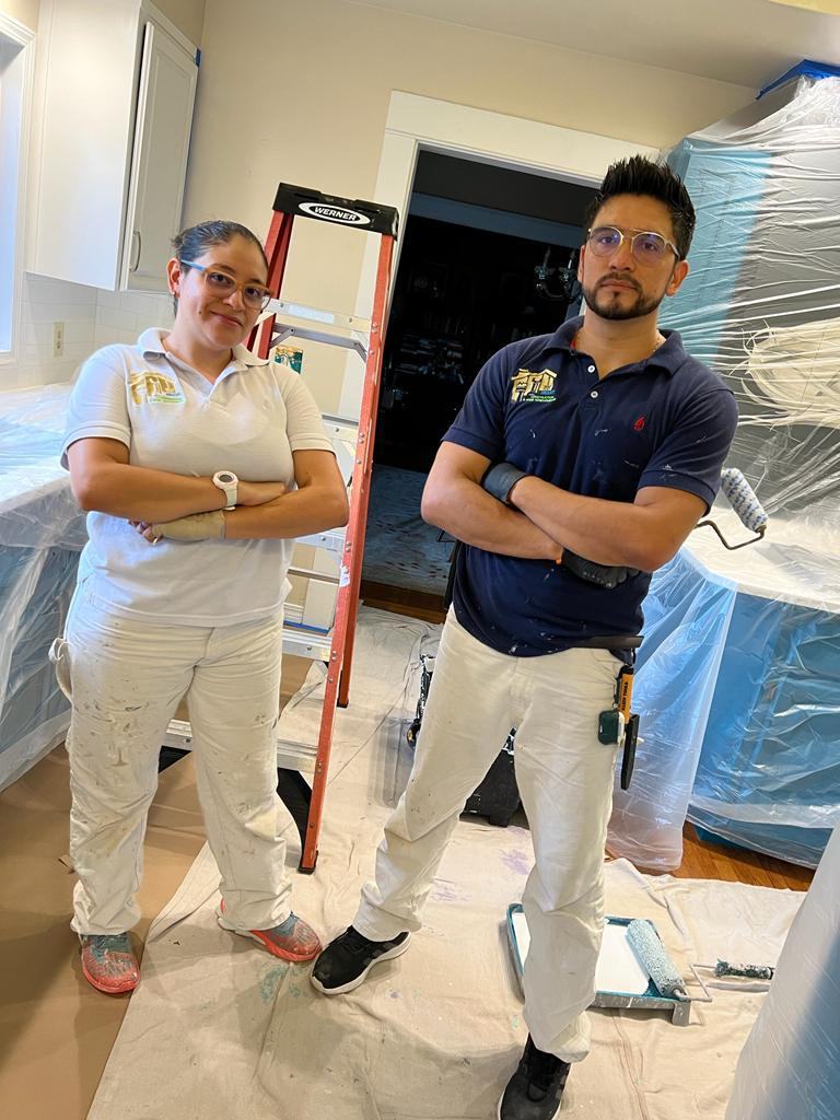 The Russi team on a kitchen job